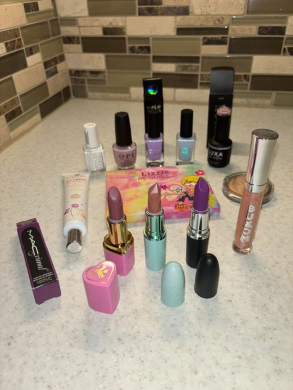 Cosmetics Bundle - Picture 2 of 2